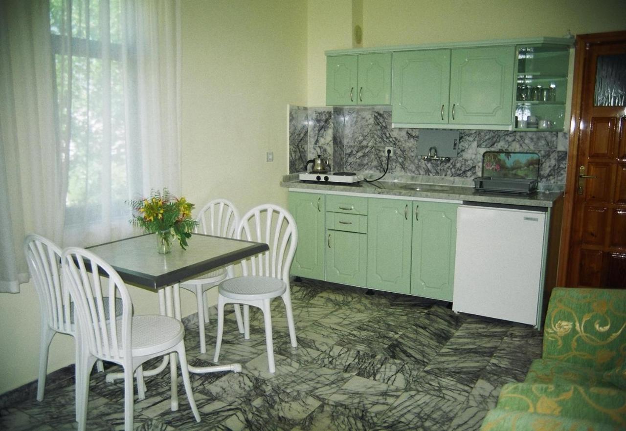 Oezay Apart Otel Mugla Eksteriør bilde